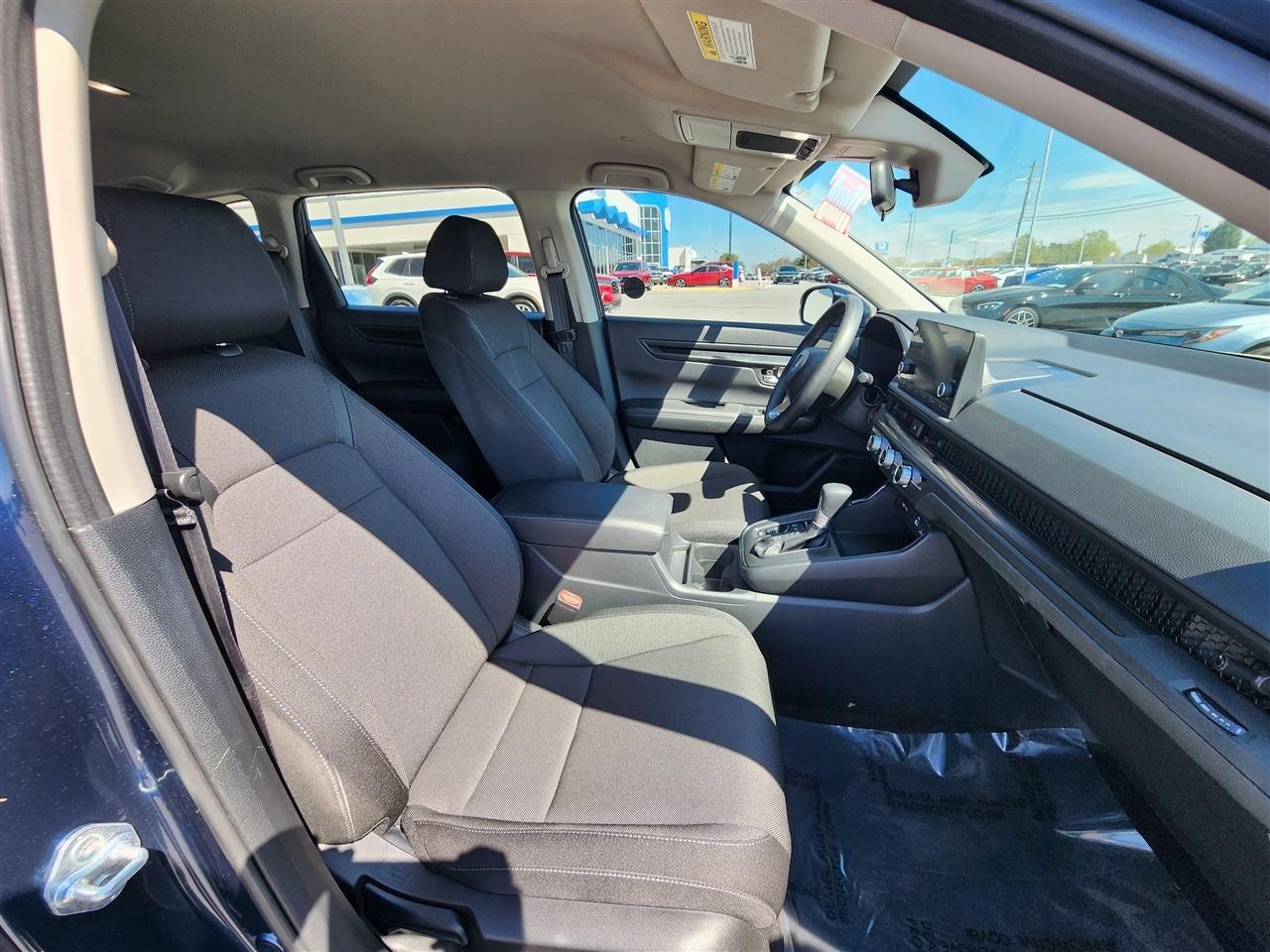 Honda CR-V LX 2WD 2025