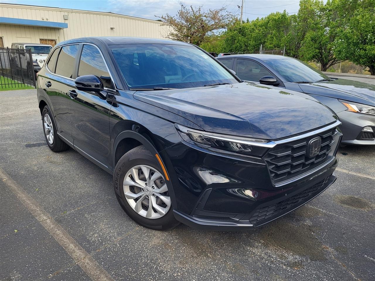 Honda CR-V LX 2WD 2025