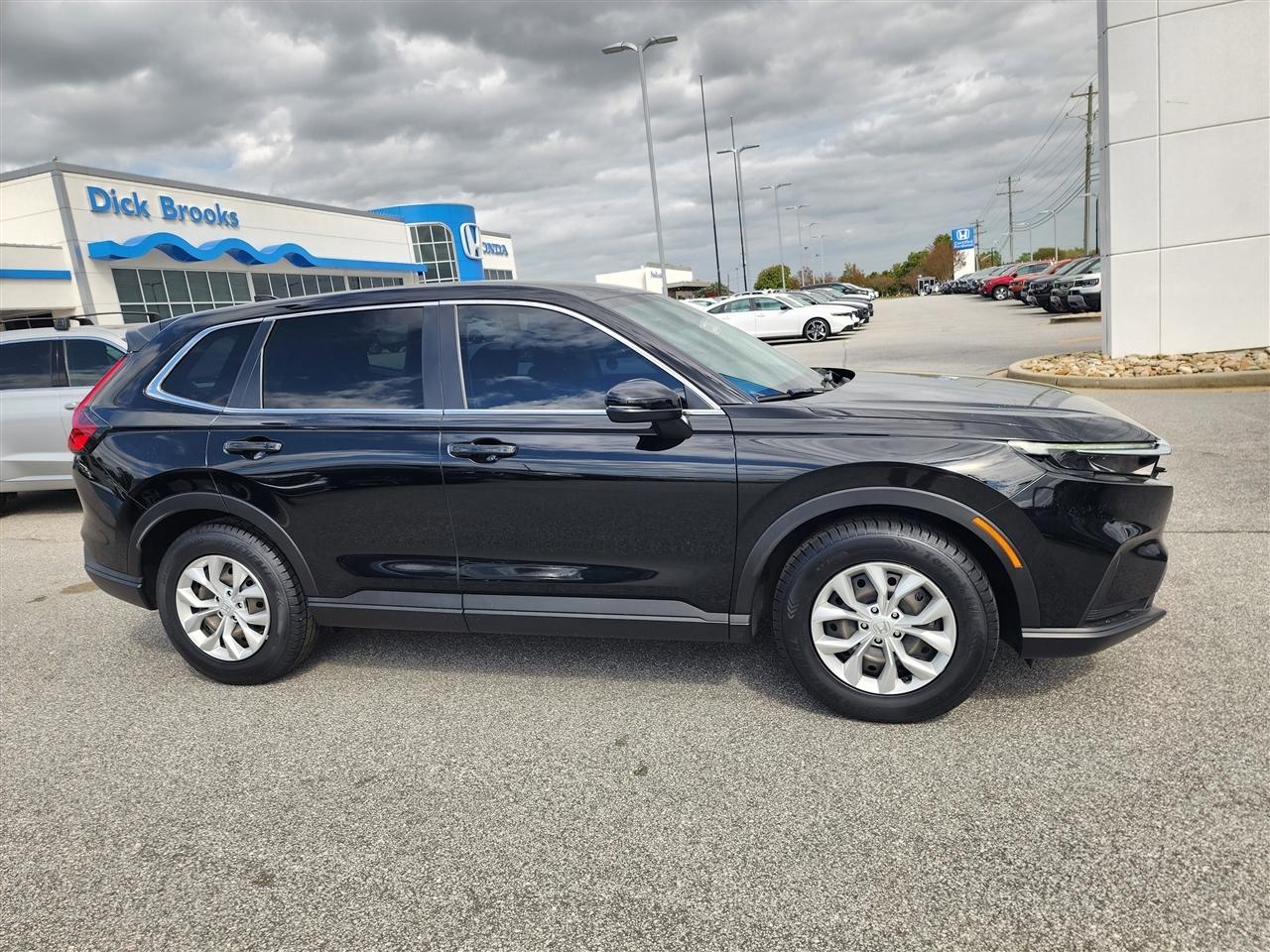 Honda CR-V LX 2WD 2025