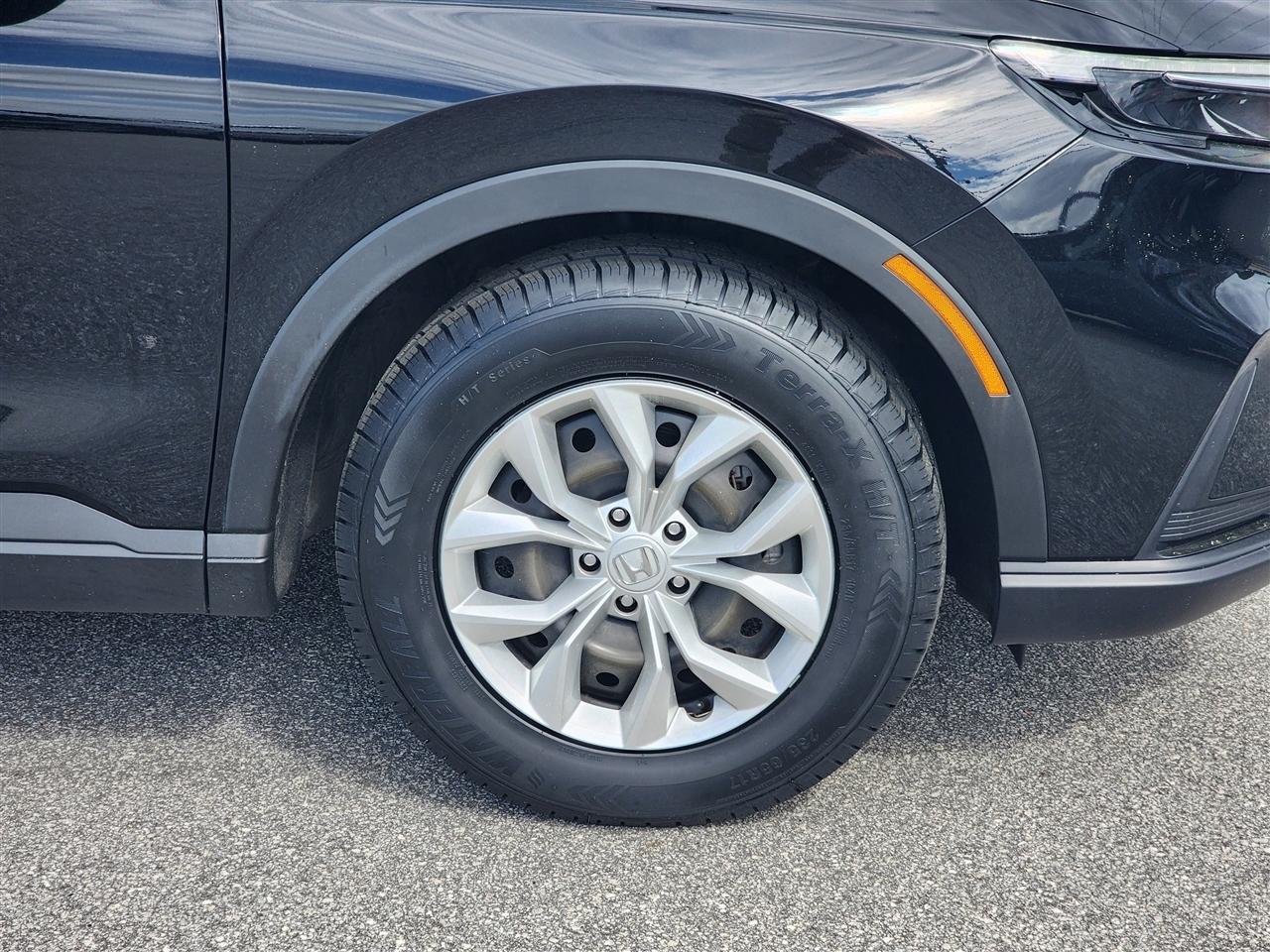 Honda CR-V LX 2WD 2025