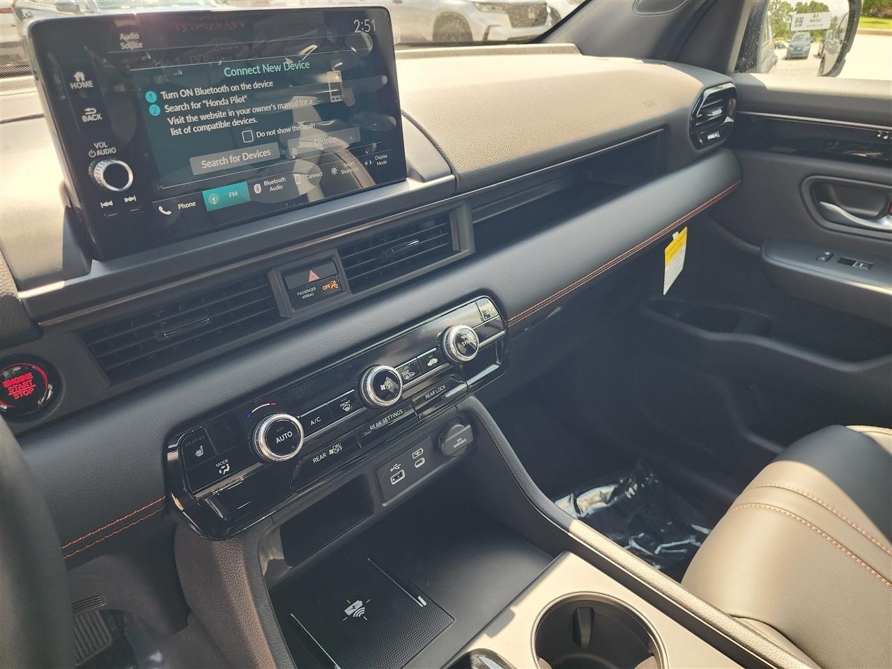 Honda Pilot TrailSport AWD 2025