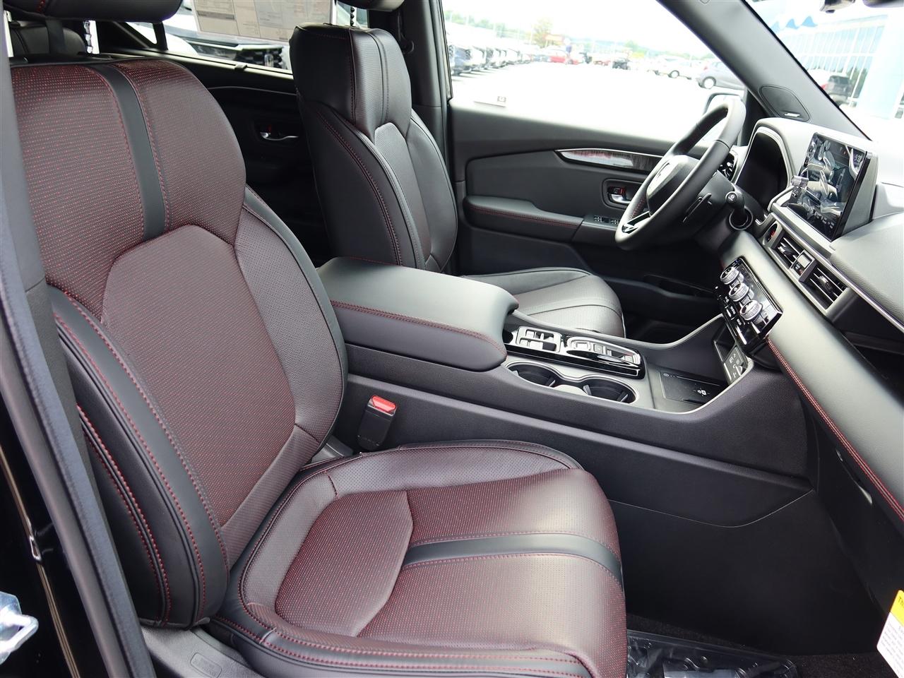 Honda Pilot Black Edition AWD 2025