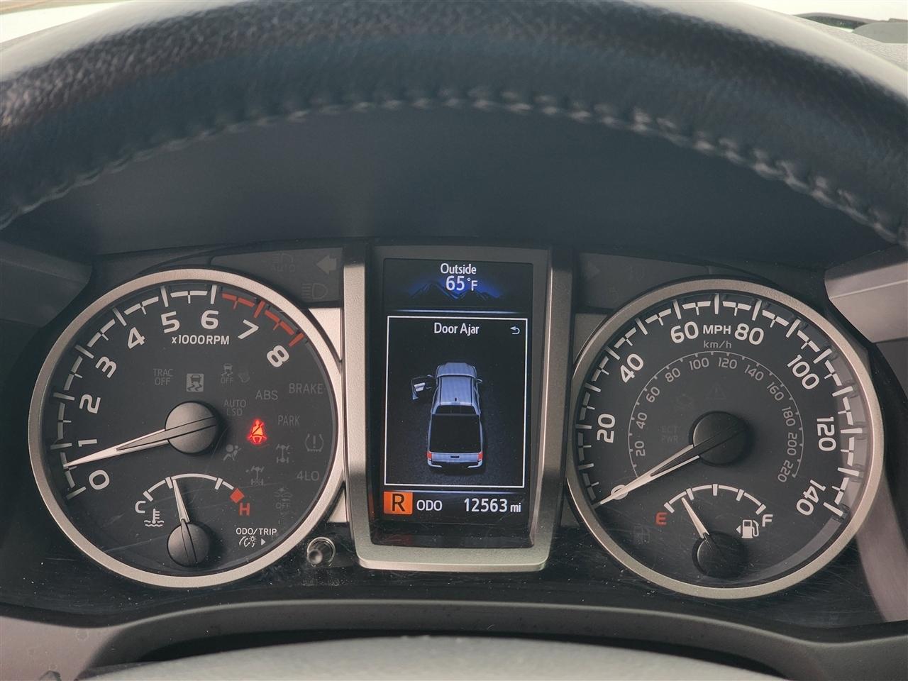 Toyota Tacoma SR5 Double Cab Super Long Bed V6 6AT 4WD 2022