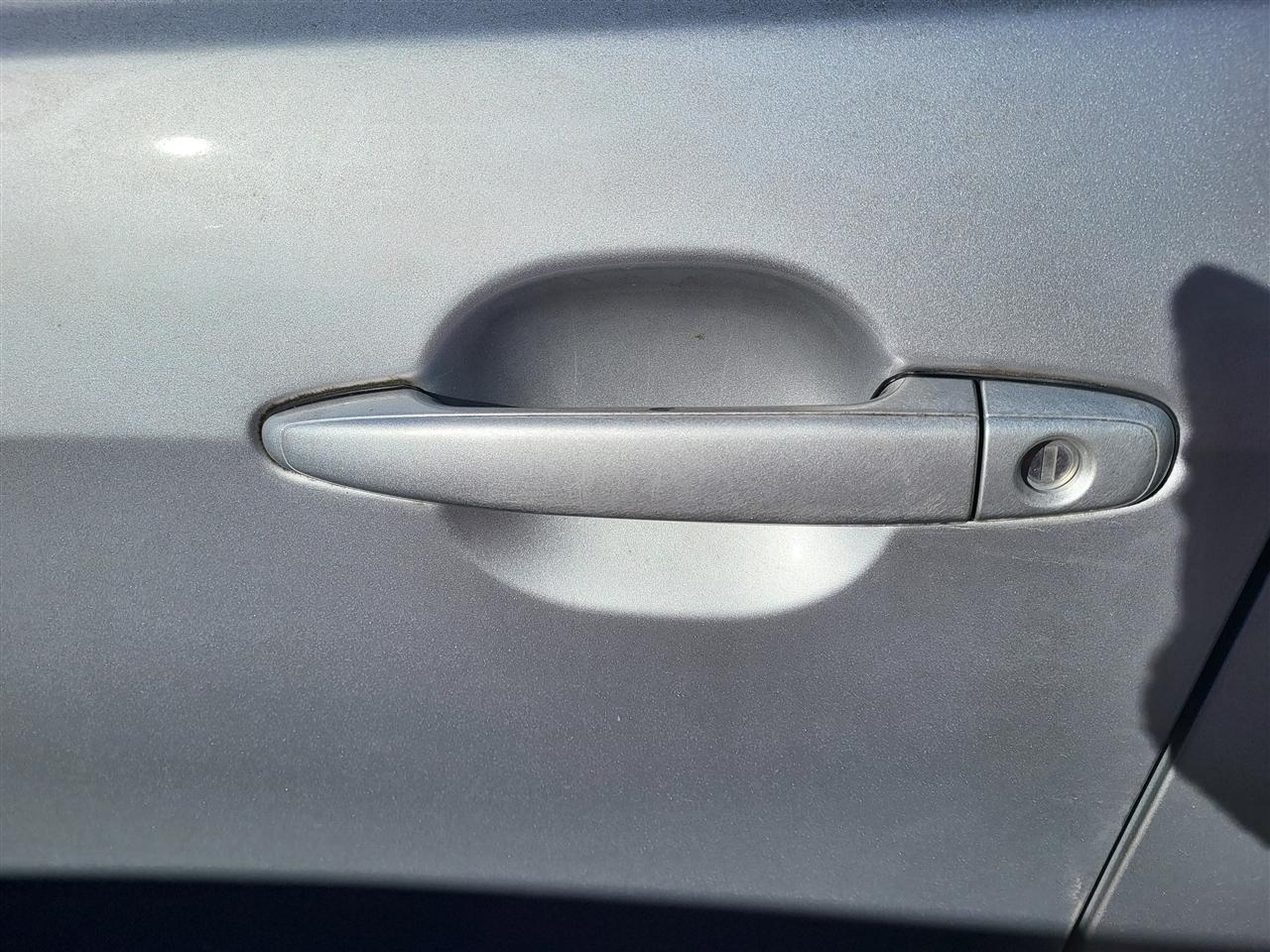 Toyota Camry Base 6-Spd AT 2011