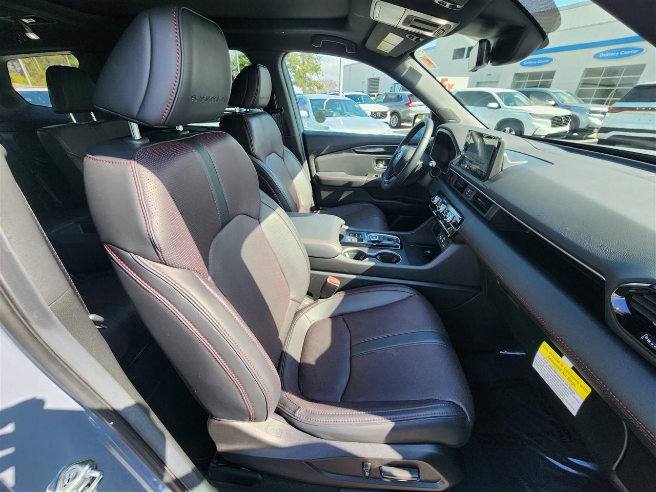 Honda Pilot Black Edition AWD 2025