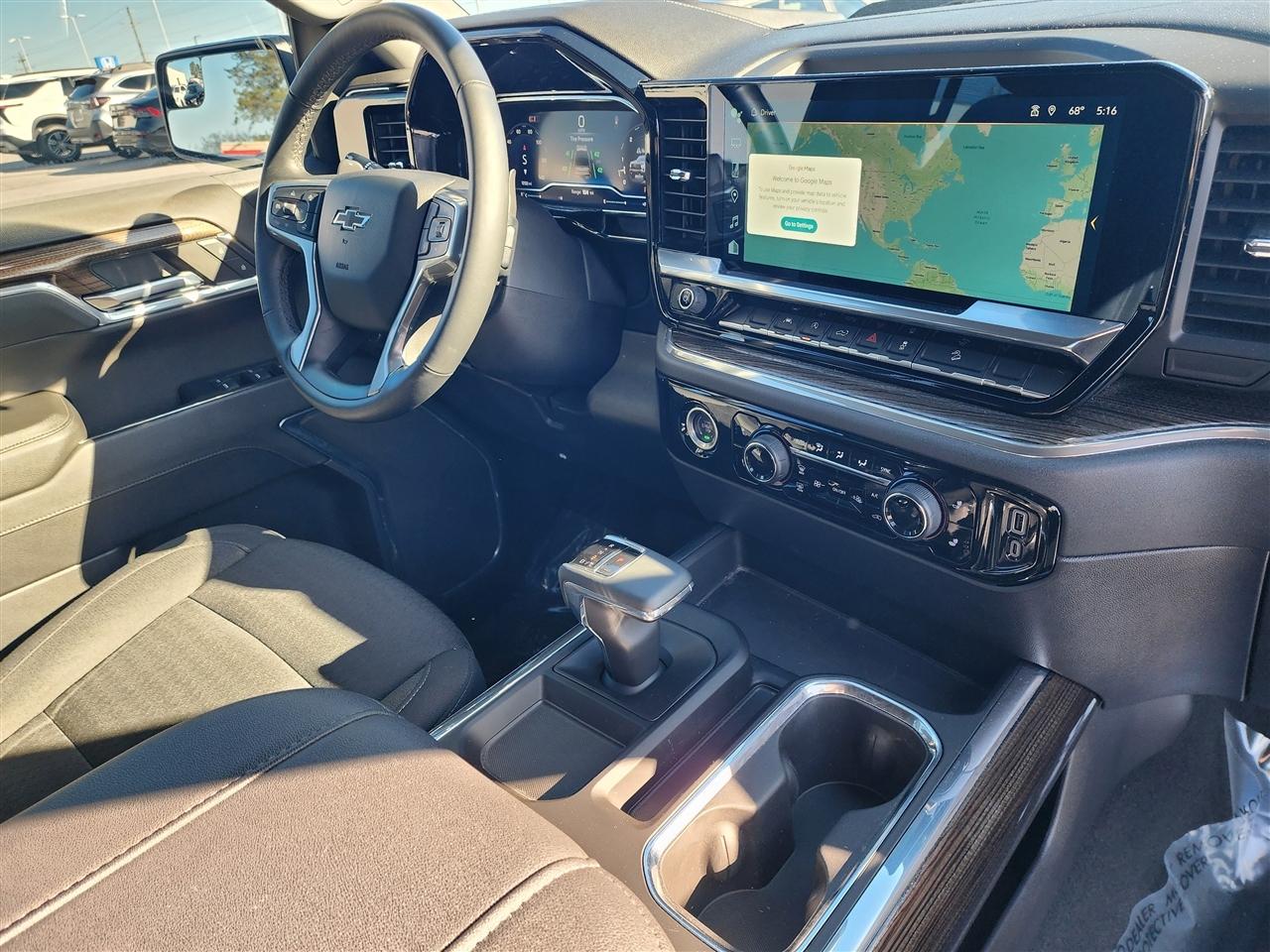 Chevrolet Silverado 1500 Trail Boss LT Crew Cab 4WD 2024