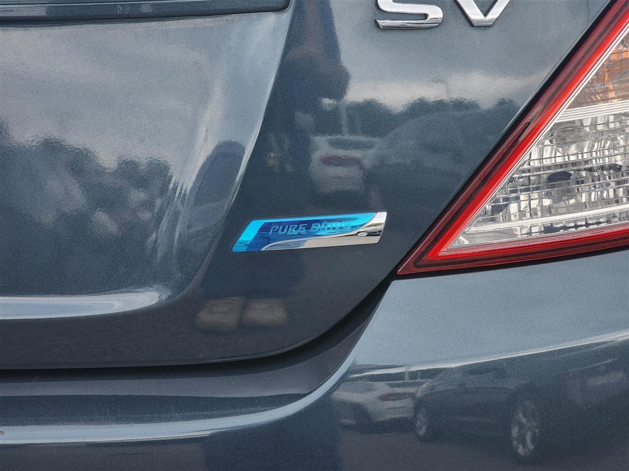 Nissan Versa 1.6 S 5M 2015