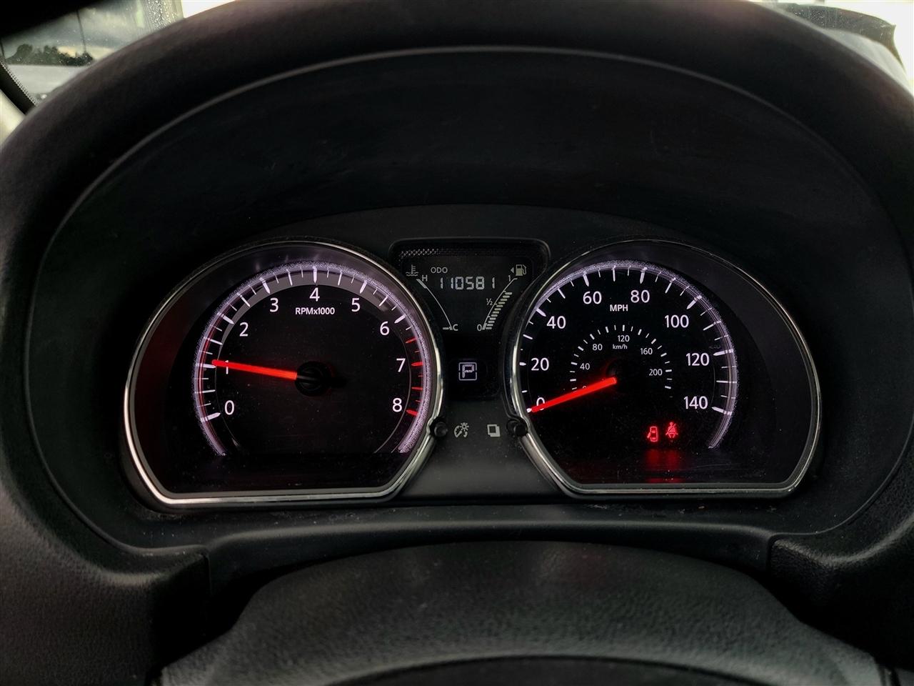 Nissan Versa 1.6 S 5M 2015