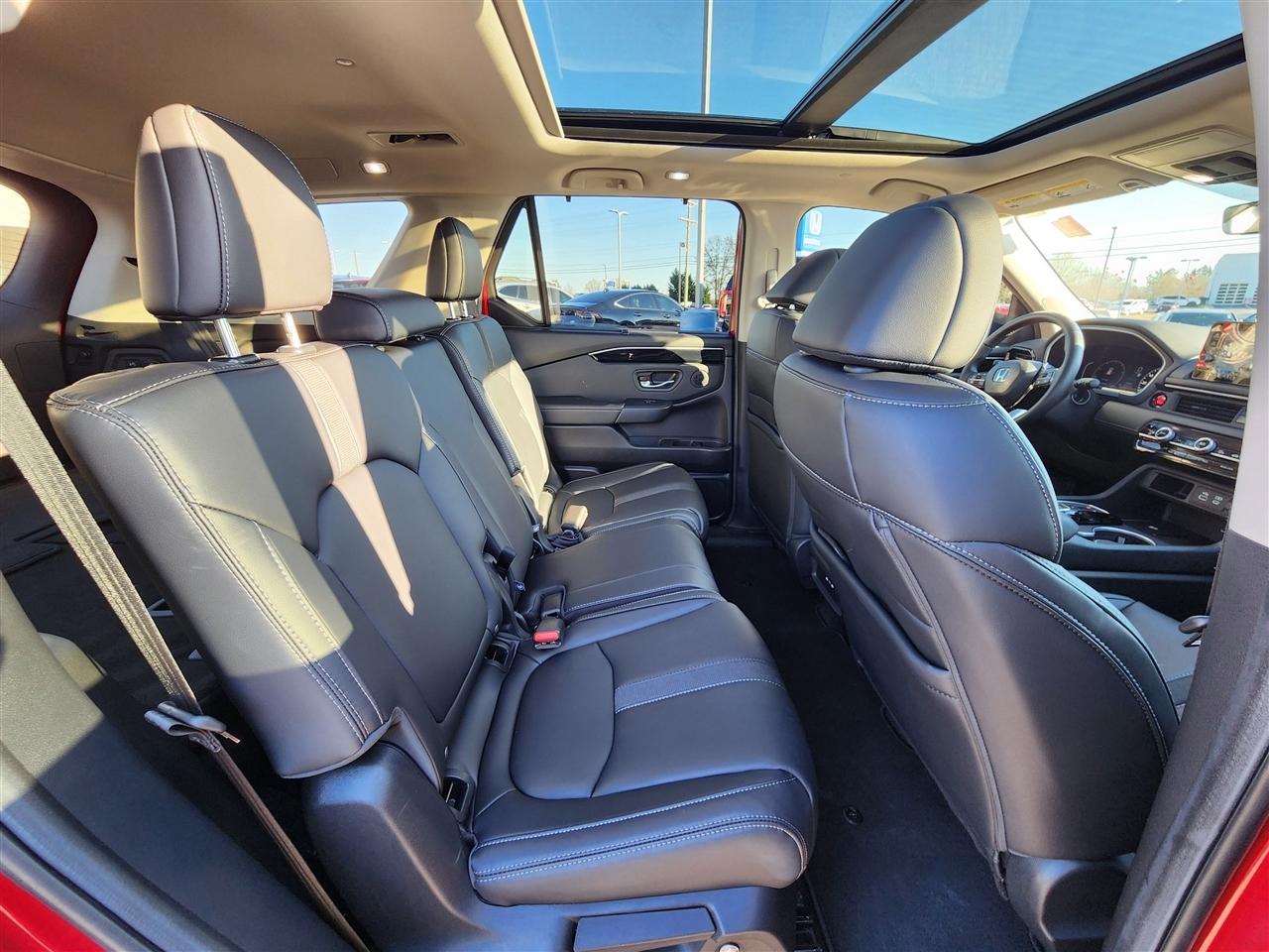 Honda Pilot Touring 2025