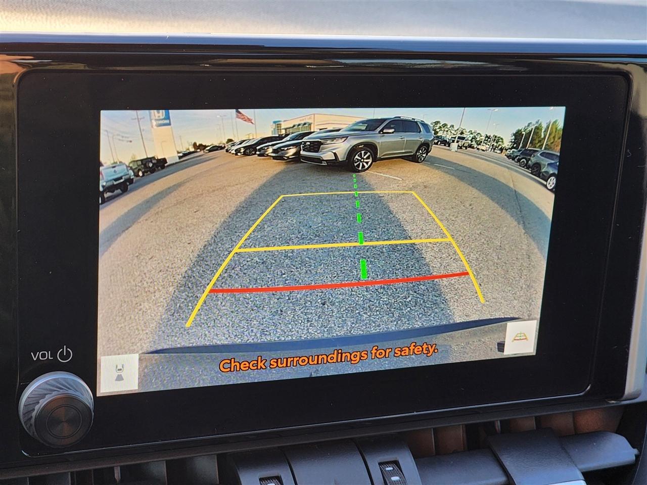 Toyota RAV4 XLE Premium 2024