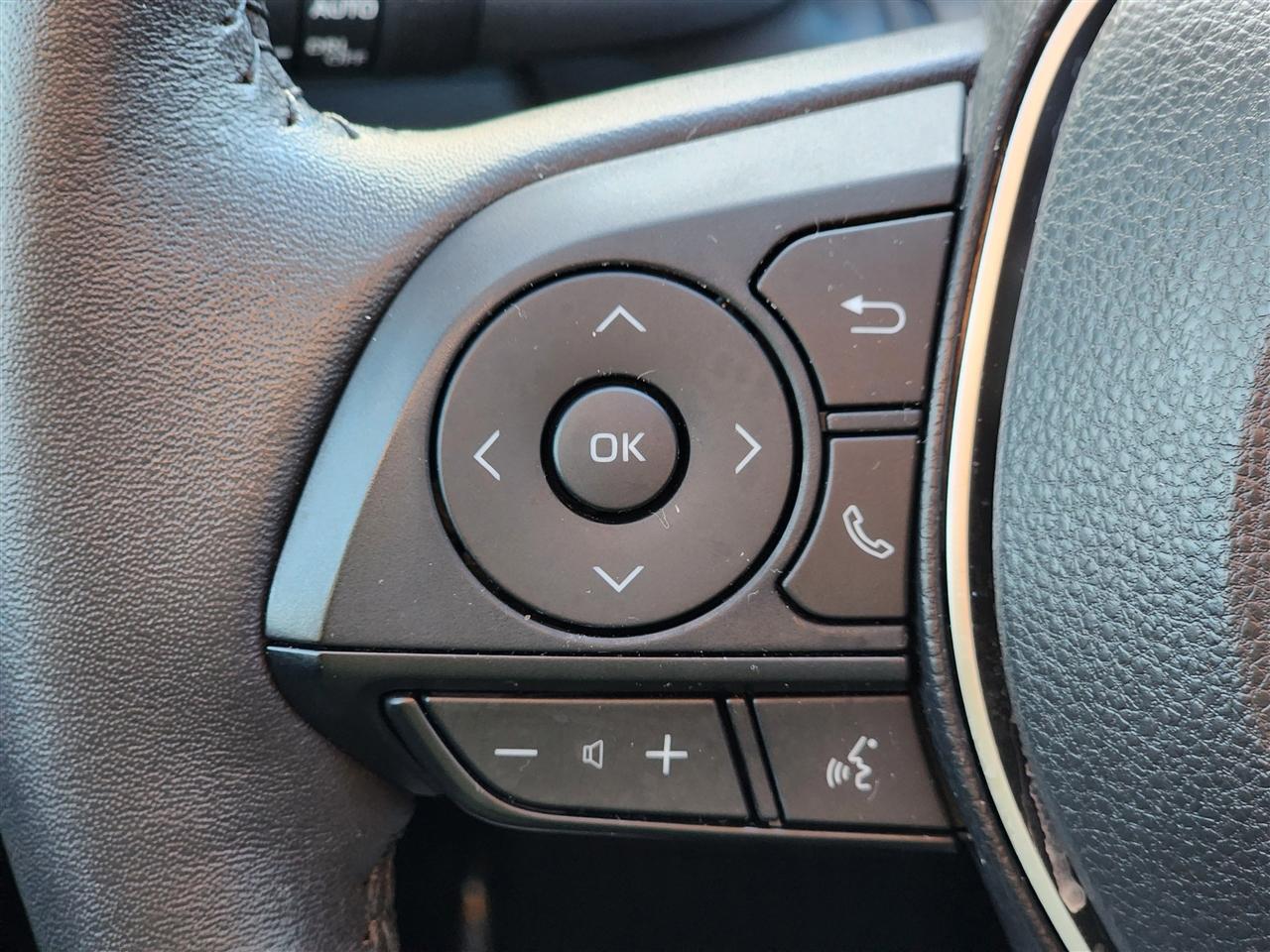 Toyota RAV4 XLE Premium 2024