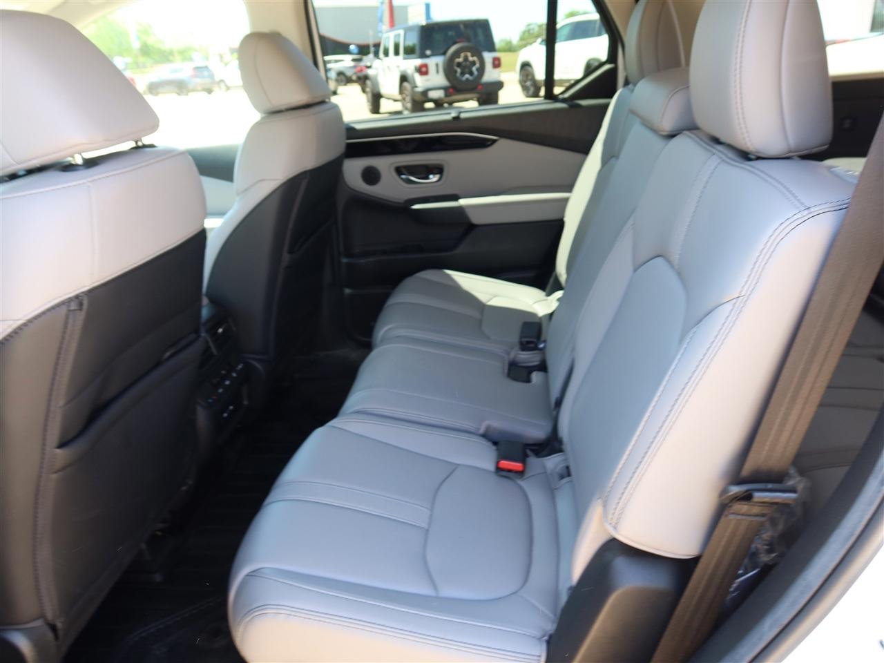 Honda Pilot EX-L 2WD 2025