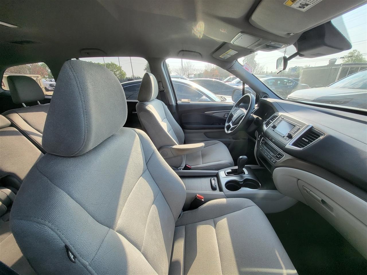 Honda Pilot LX 2WD 2020