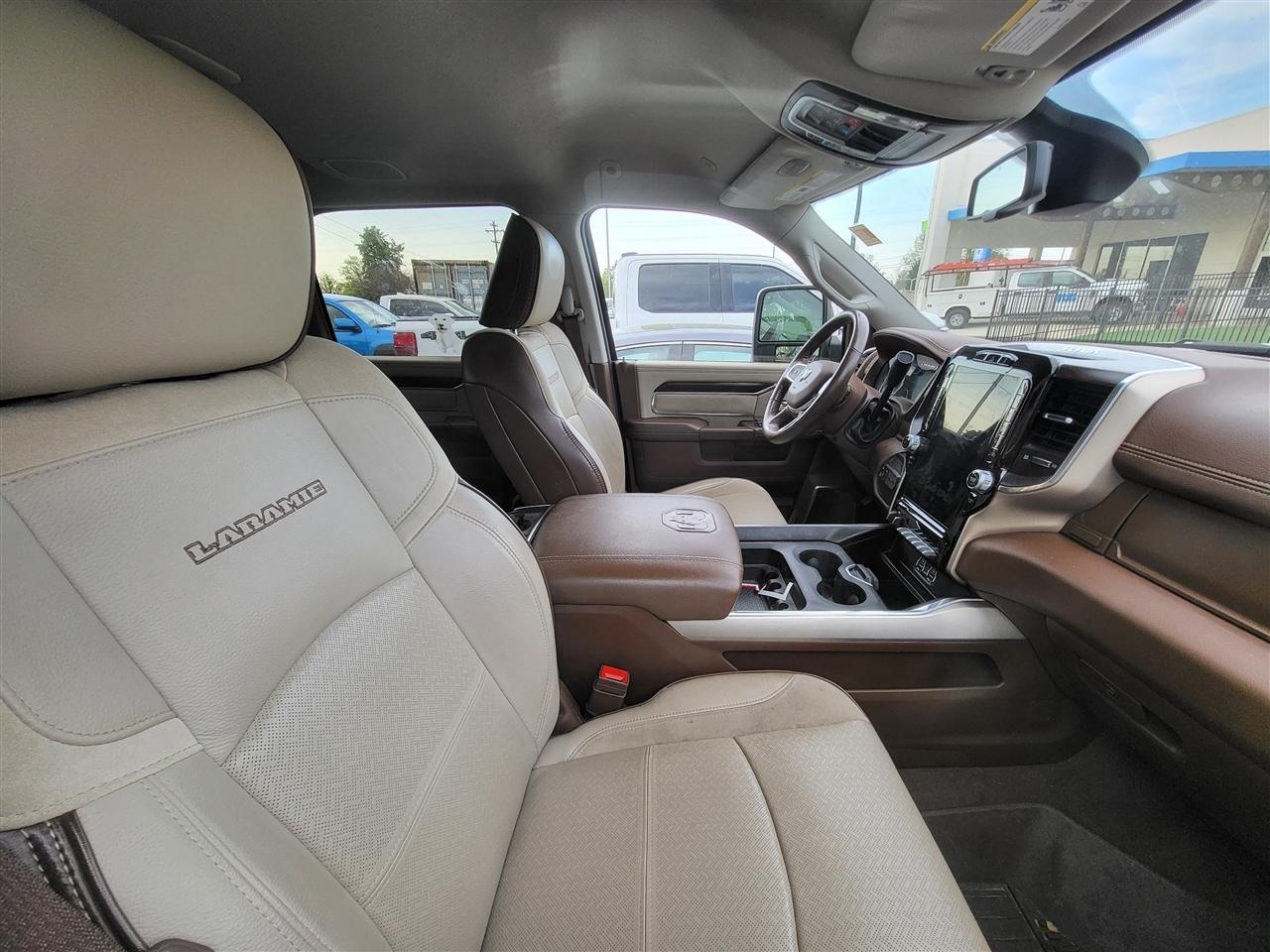 RAM 3500 Laramie Crew Cab LWB 4WD DRW 2023