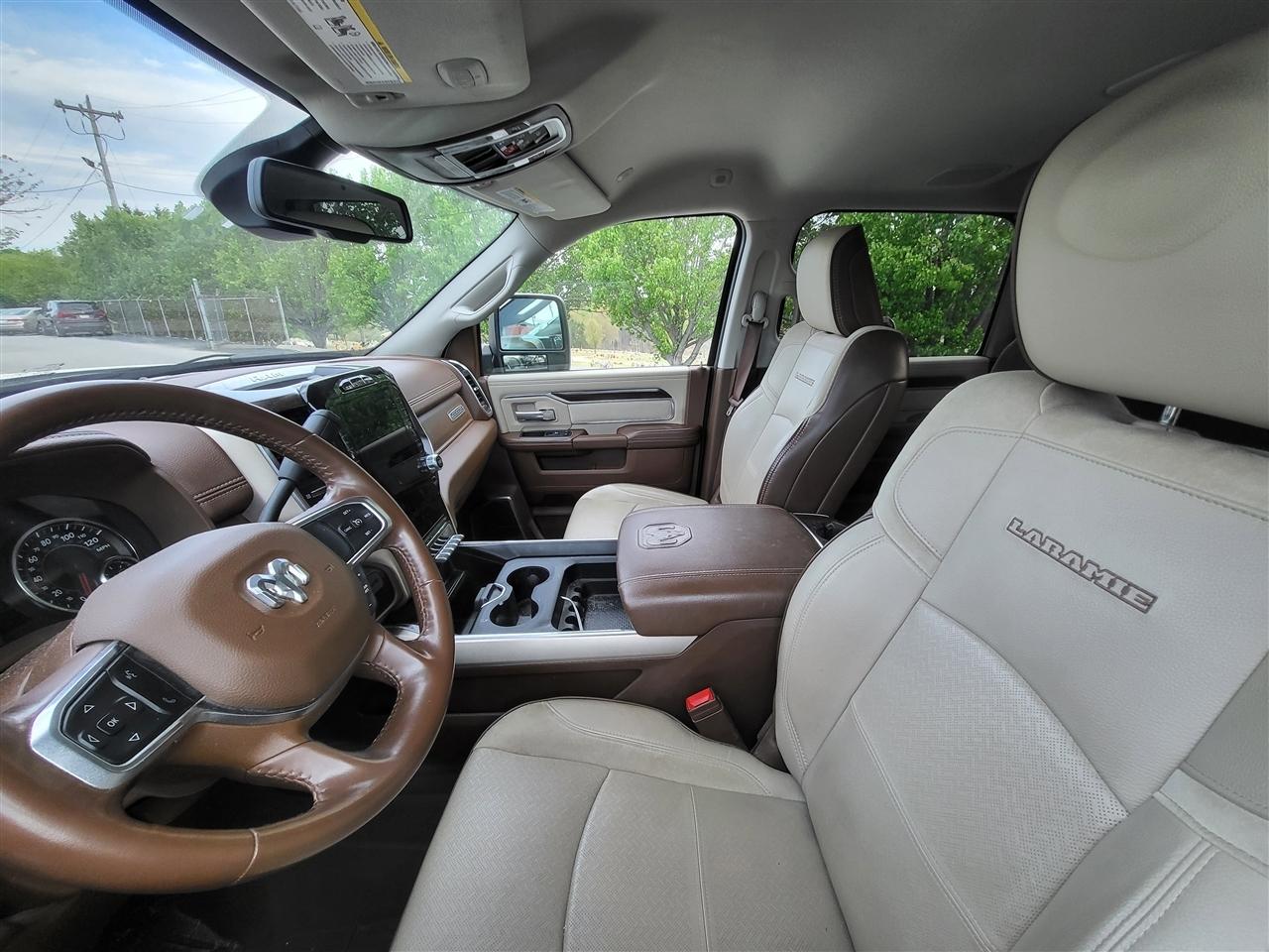 RAM 3500 Laramie Crew Cab LWB 4WD DRW 2023