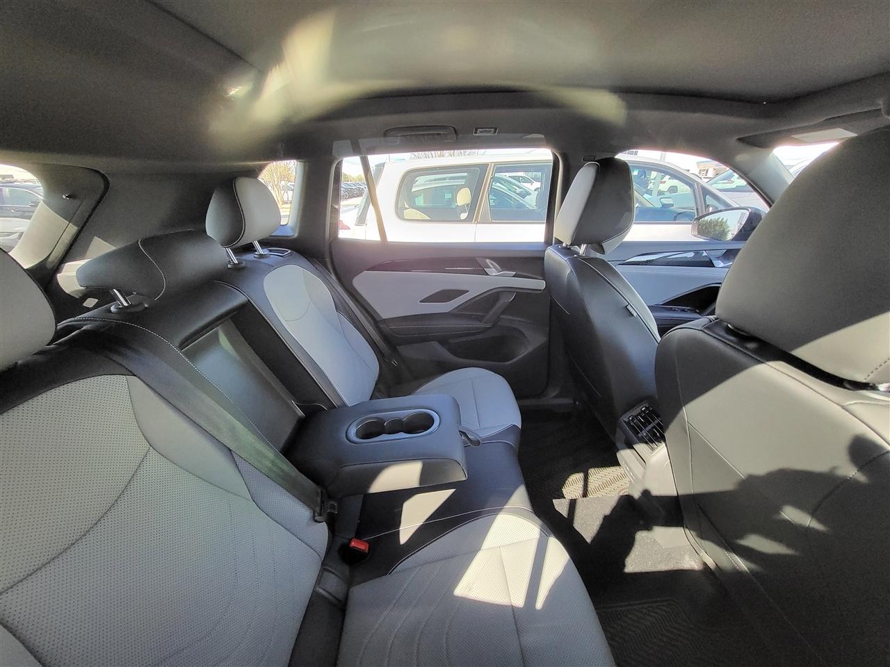 Volkswagen Tiguan SE R-Line Black 2025