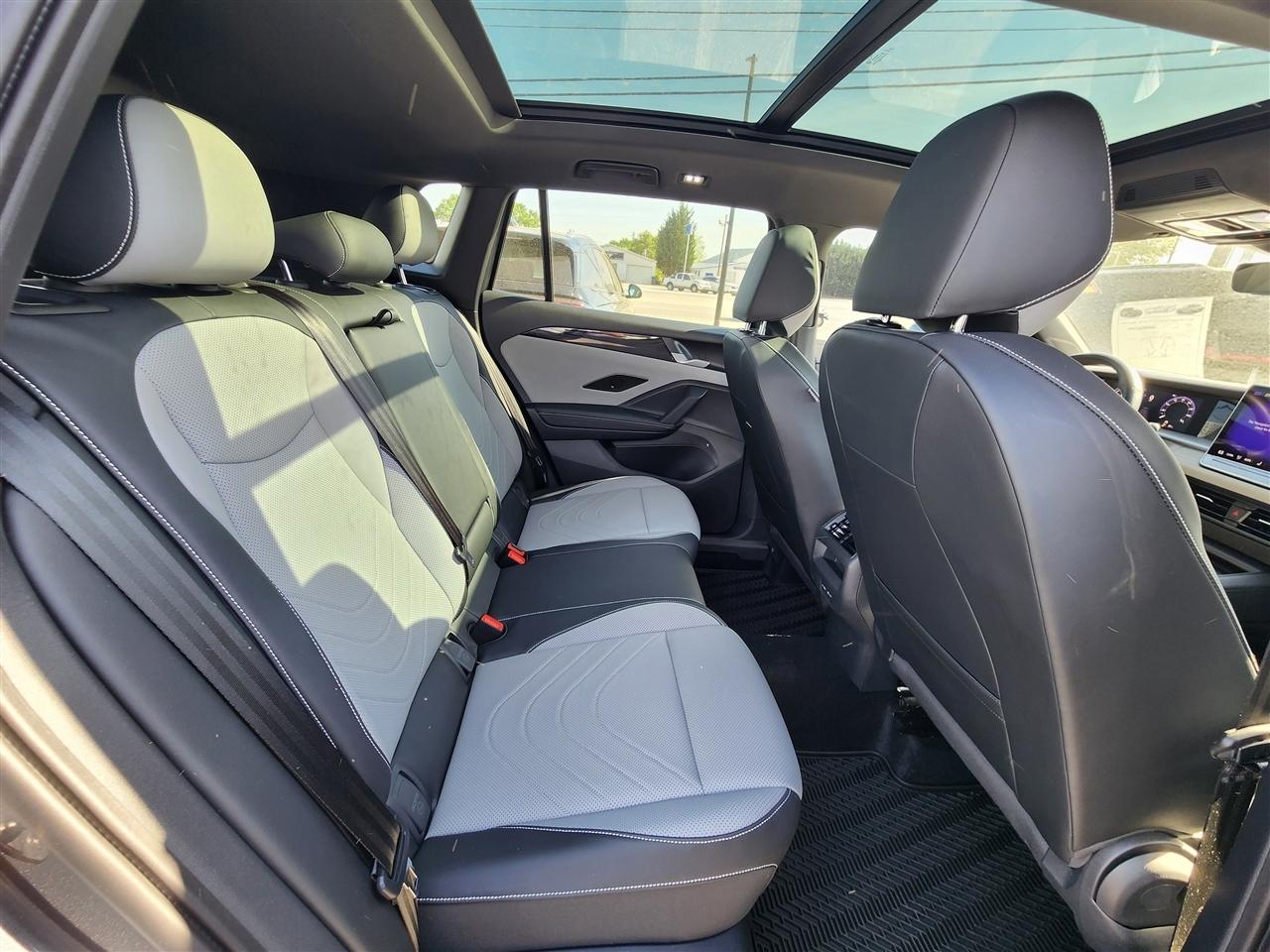 Volkswagen Tiguan SE R-Line Black 2025