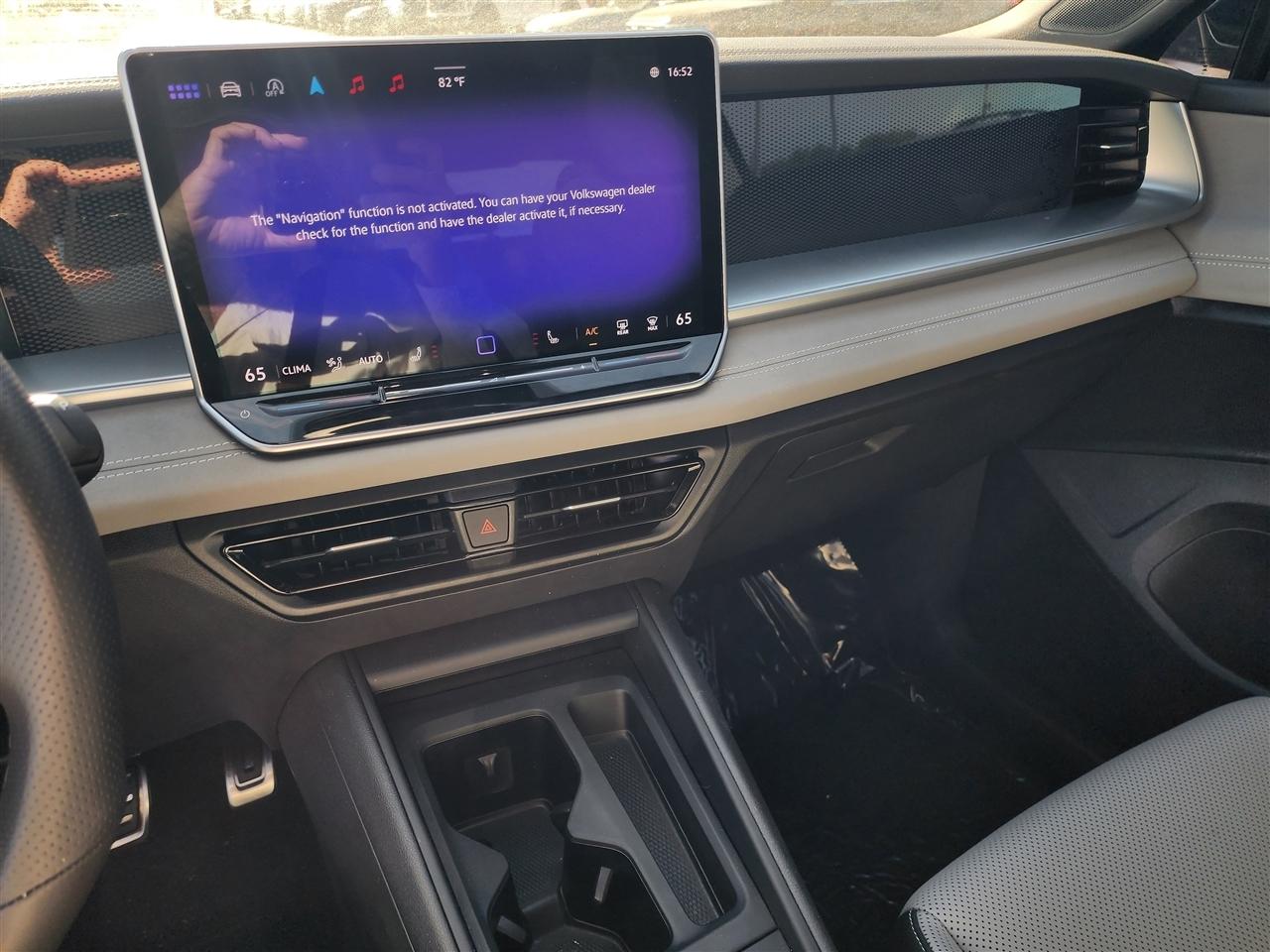 Volkswagen Tiguan SE R-Line Black 2025