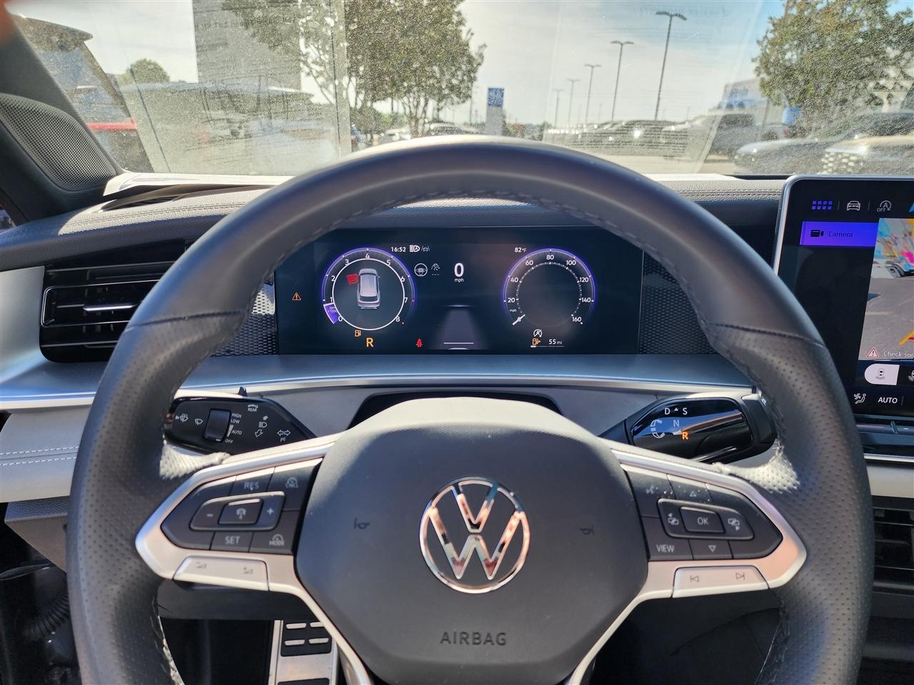 Volkswagen Tiguan SE R-Line Black 2025