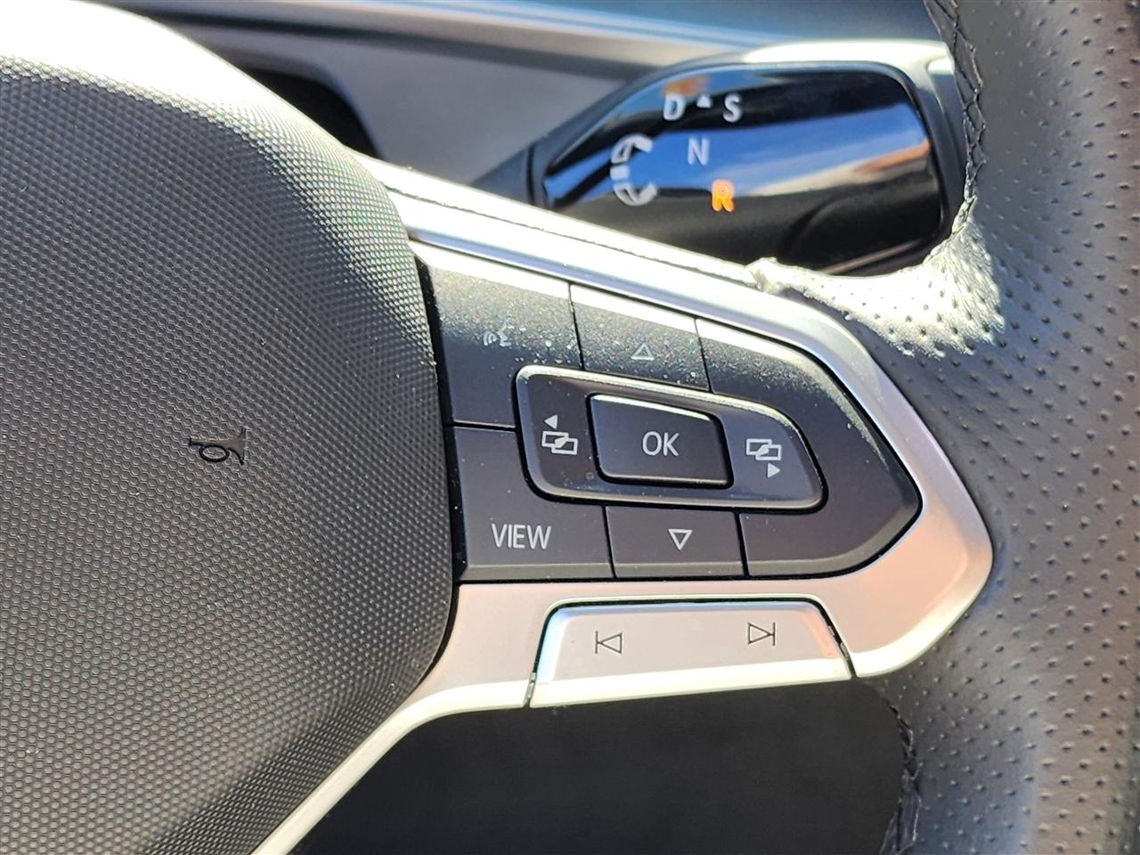Volkswagen Tiguan SE R-Line Black 2025