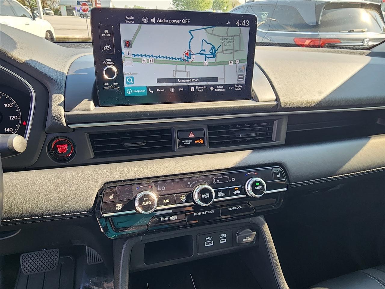 Honda Pilot Touring 2025