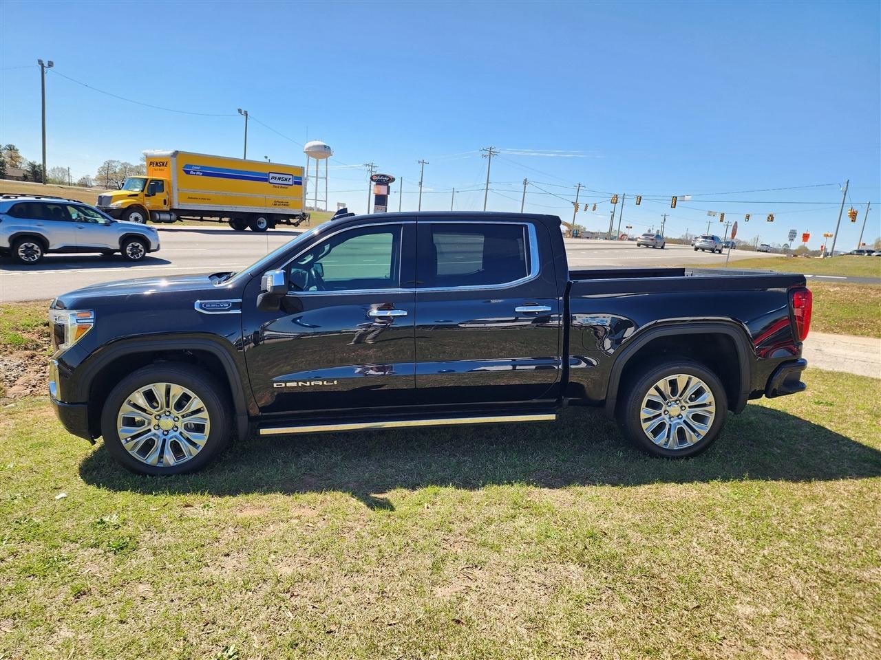 GMC Sierra 1500 Denali Crew Cab 4WD 2021