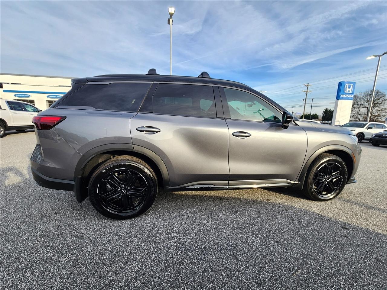 Infiniti QX60 LUXE AWD 2026