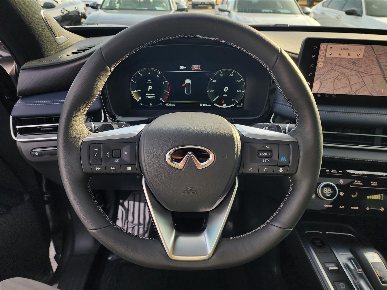 Infiniti QX60 LUXE AWD 2026