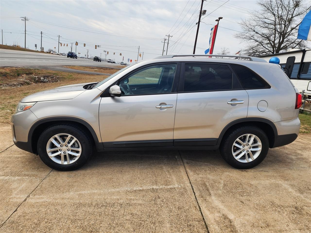 Kia Sorento LX 2WD 2015