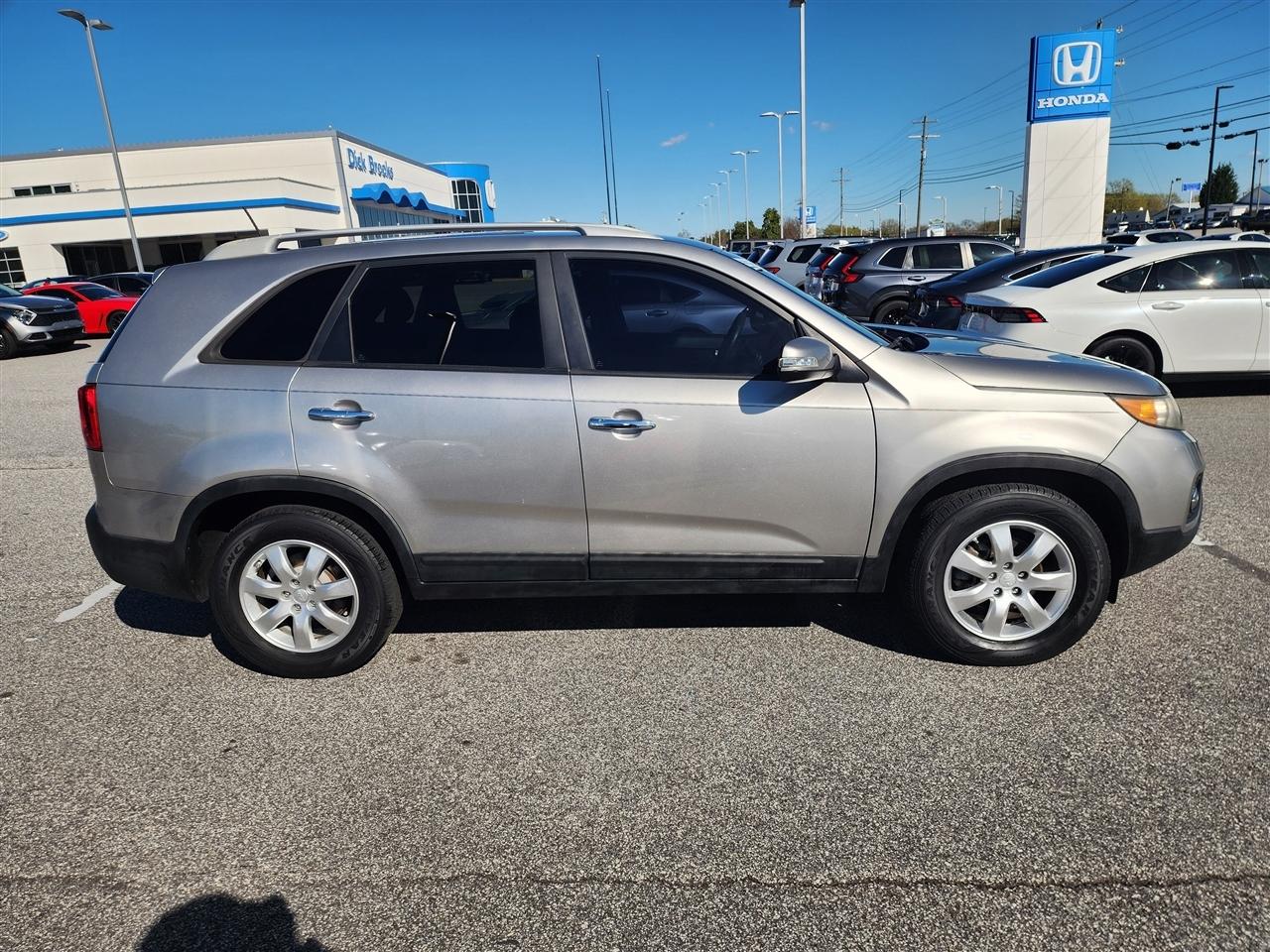 Kia Sorento LX 2WD 2013