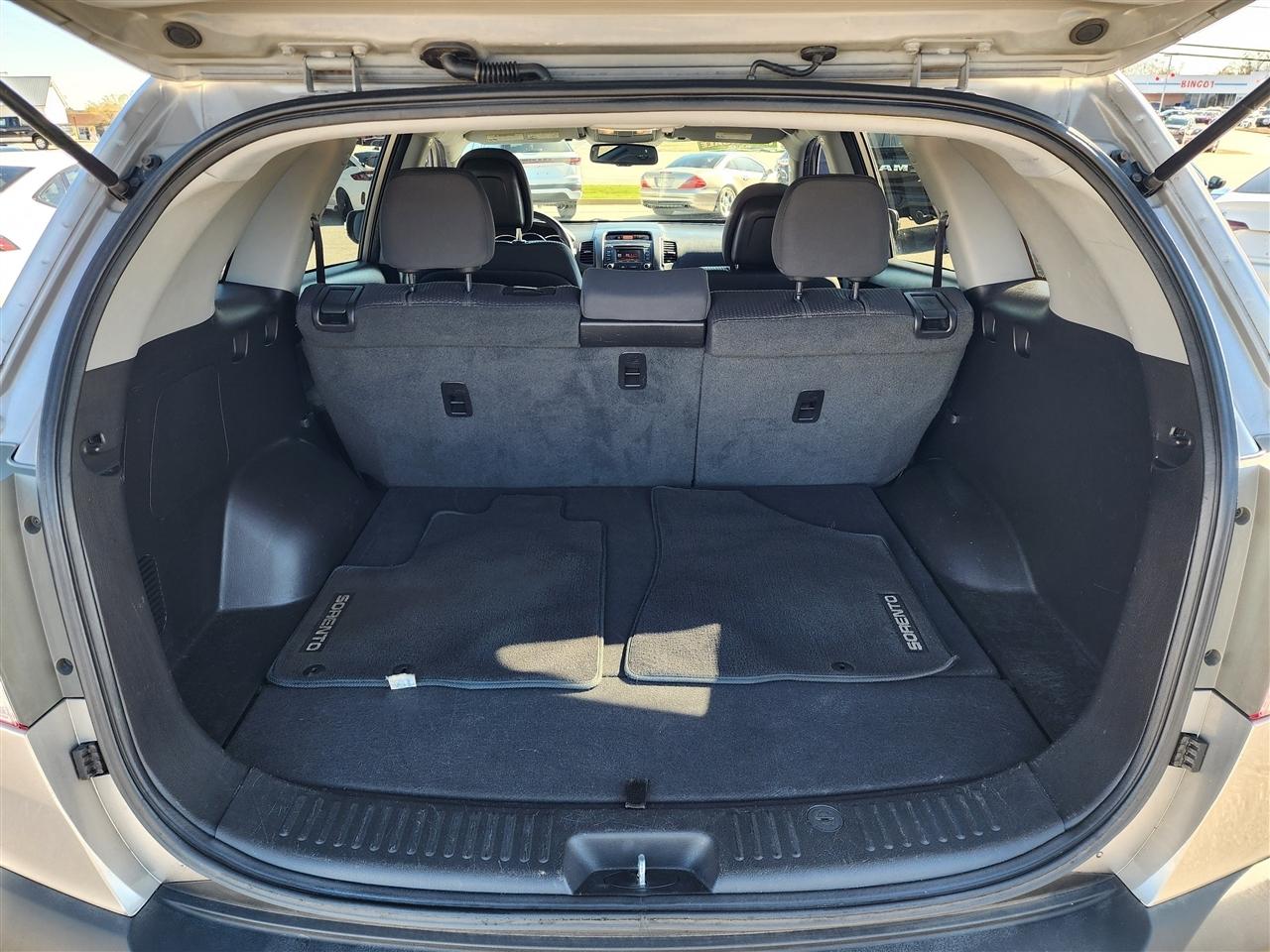 Kia Sorento LX 2WD 2013