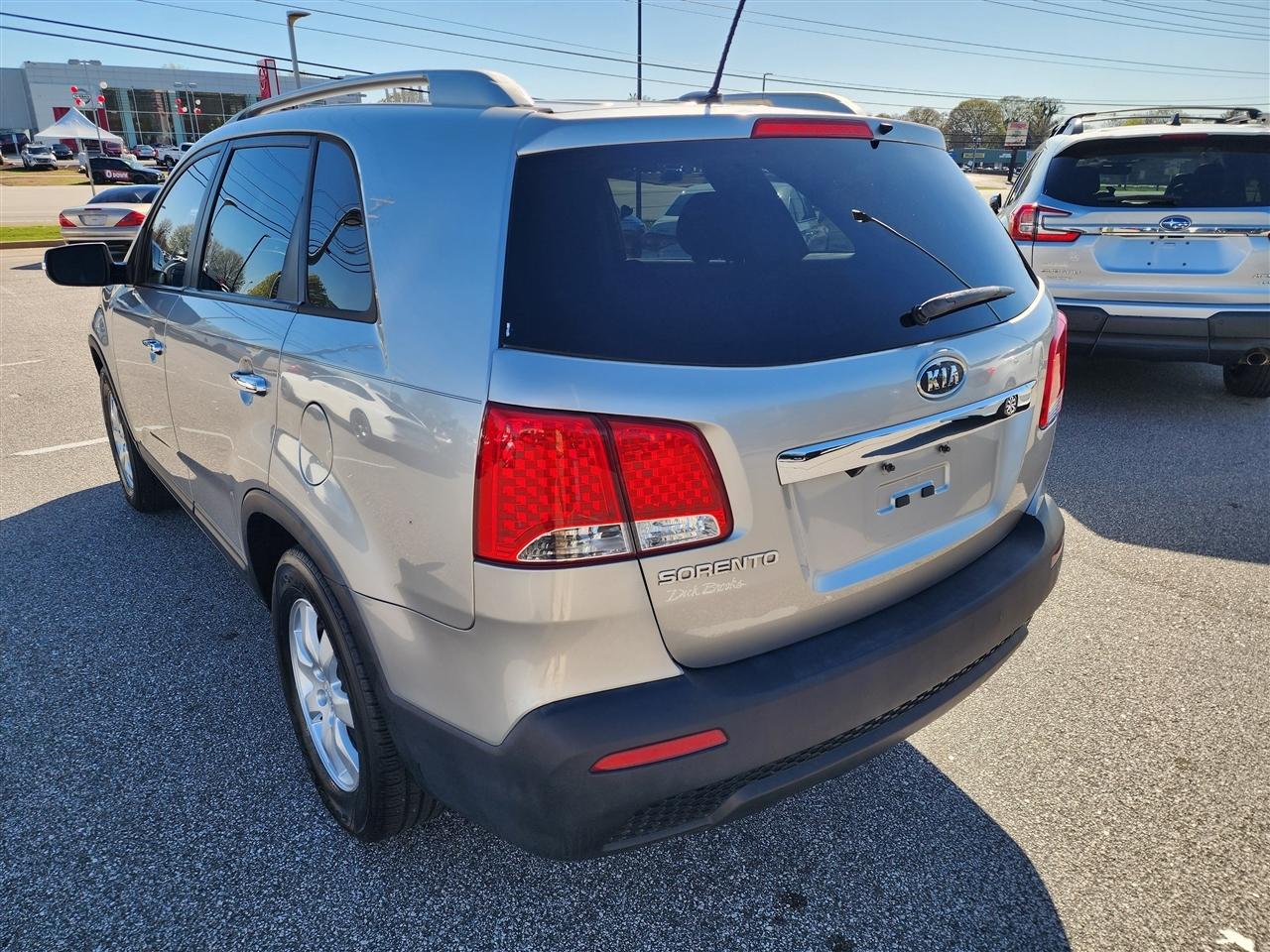 Kia Sorento LX 2WD 2013