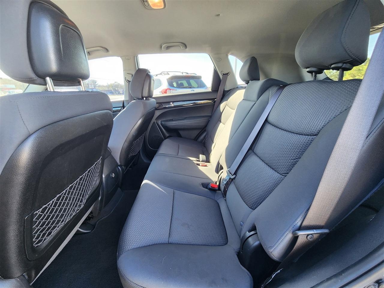 Kia Sorento LX 2WD 2013