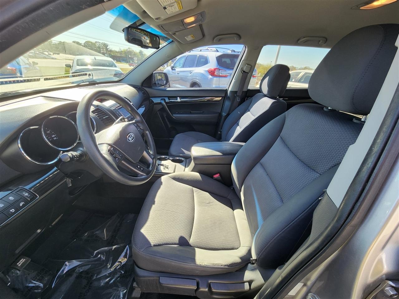 Kia Sorento LX 2WD 2013