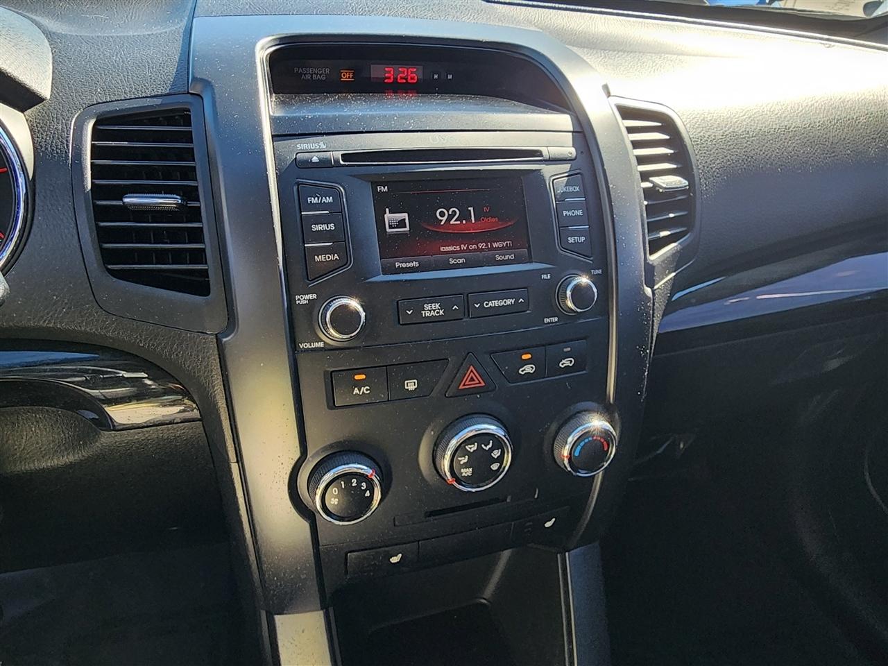 Kia Sorento LX 2WD 2013