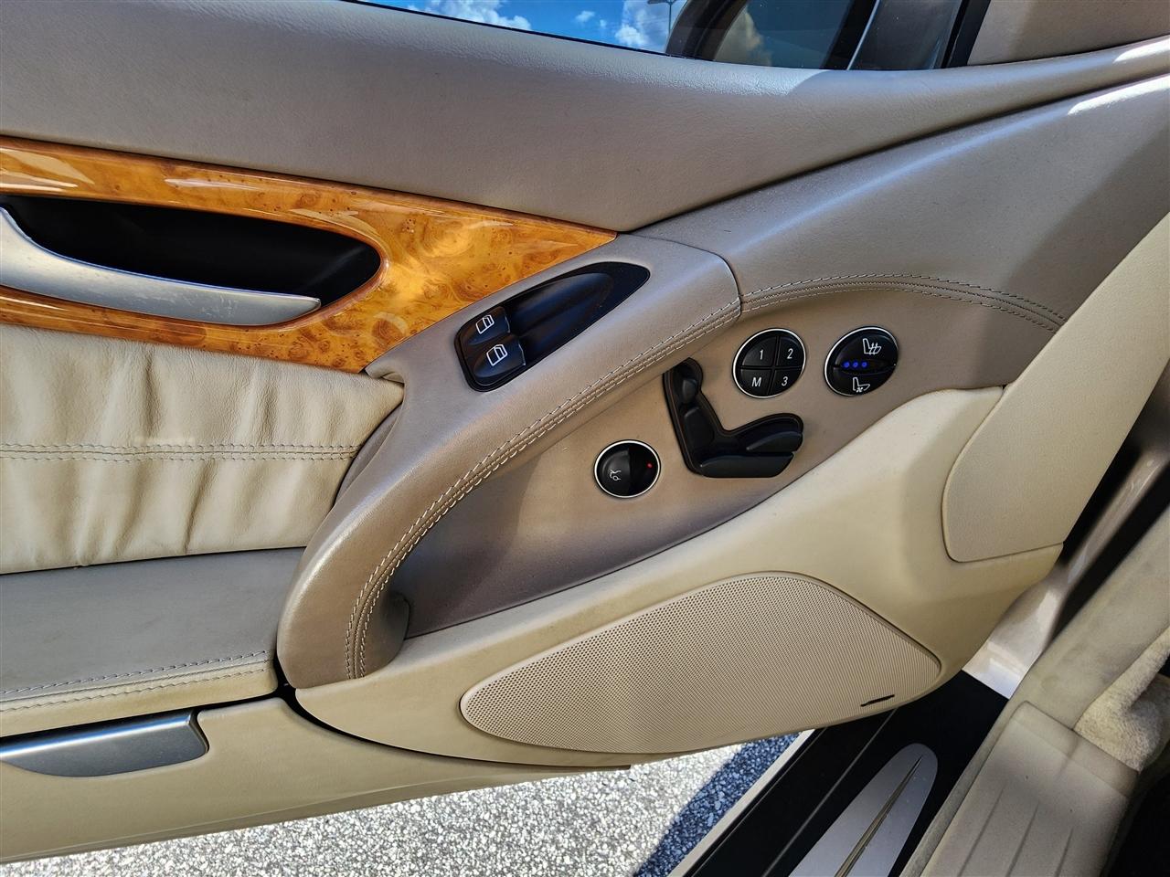 Mercedes-Benz SL-Class SL600 2004