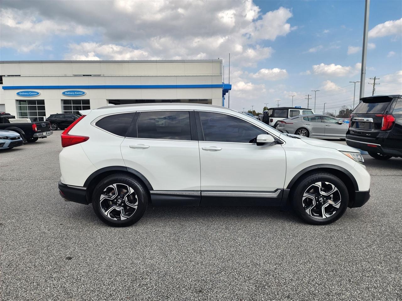 Honda CR-V Touring 2WD 2019