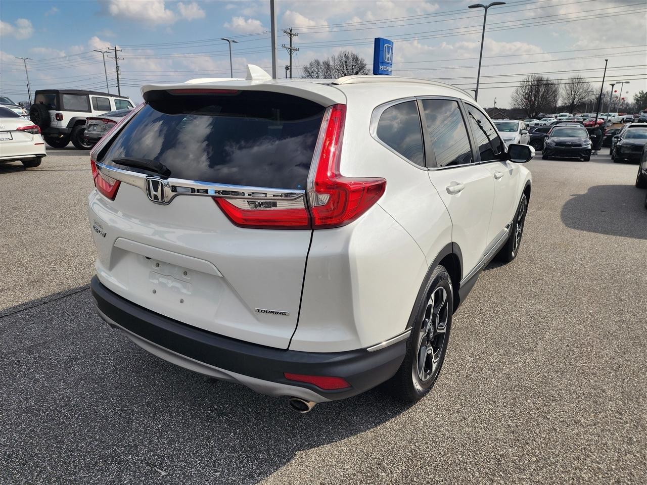 Honda CR-V Touring 2WD 2019