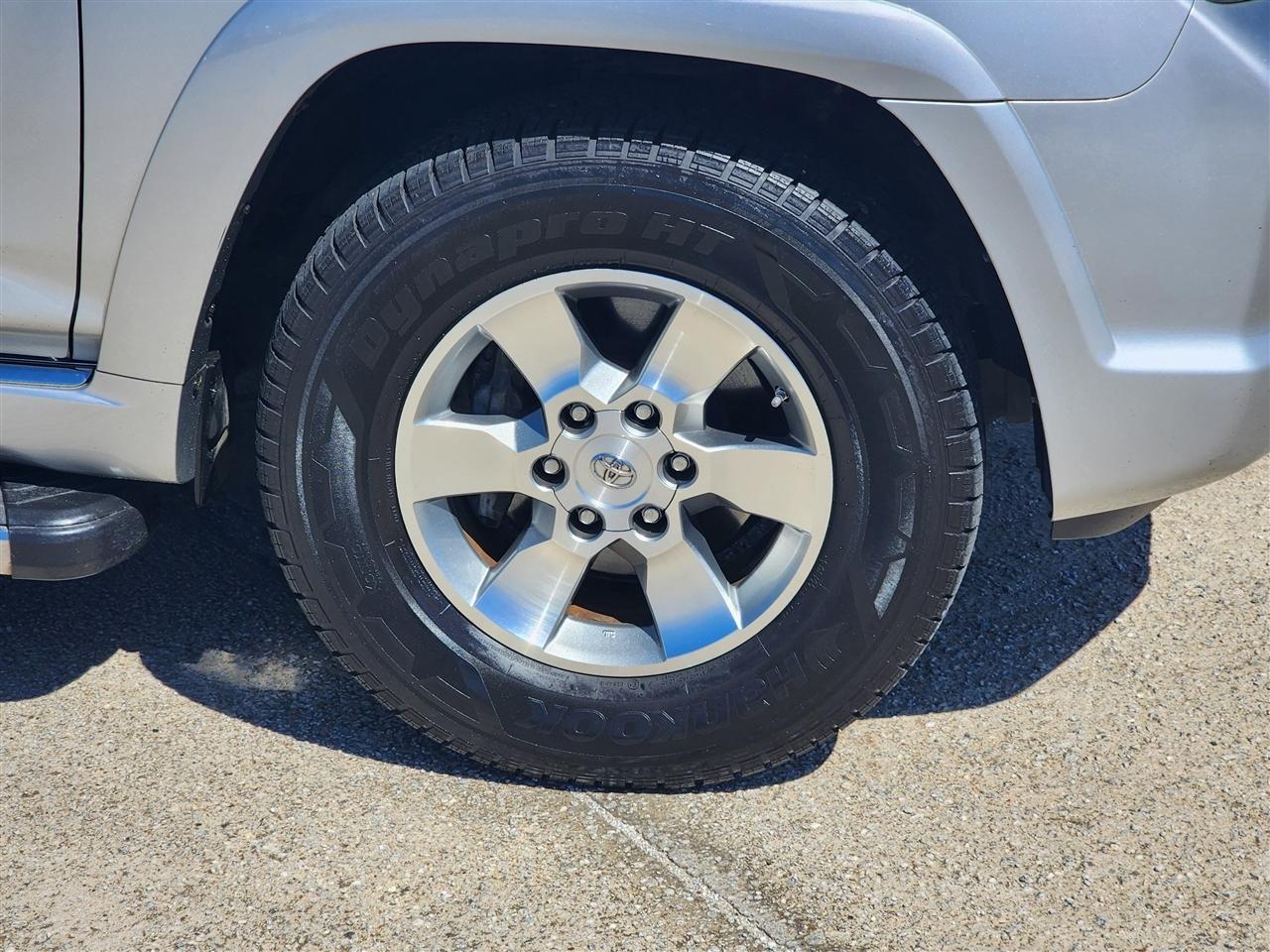 Toyota 4Runner SR5 2WD 2013