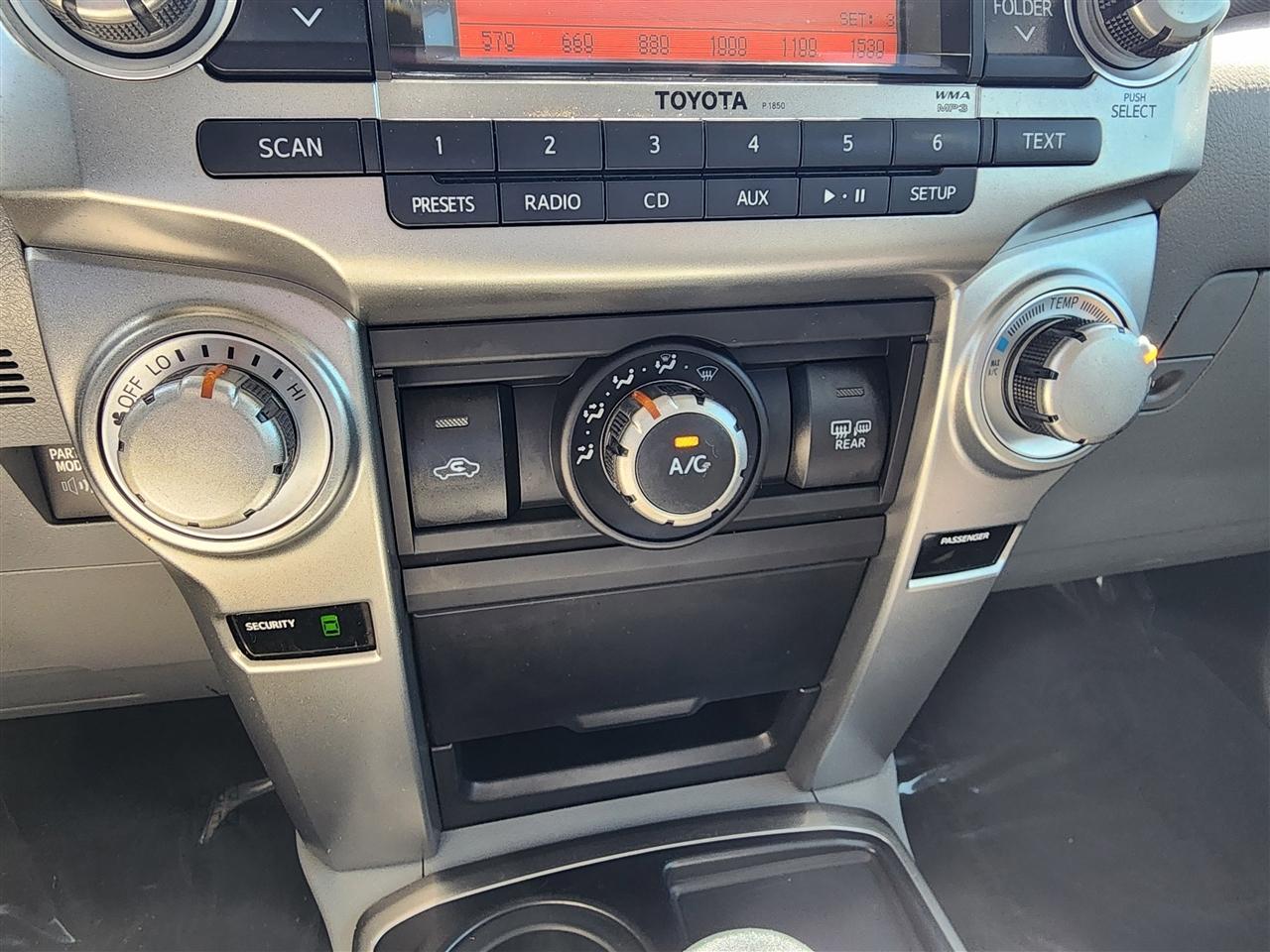 Toyota 4Runner SR5 2WD 2013