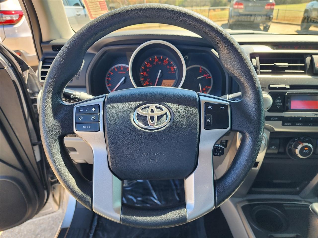 Toyota 4Runner SR5 2WD 2013
