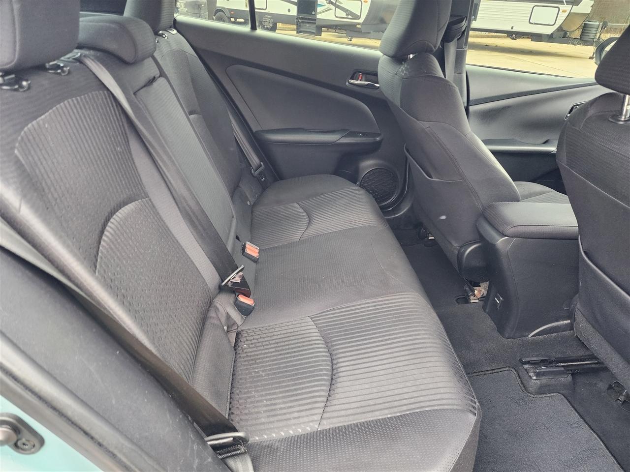 Toyota Prius Two 2016