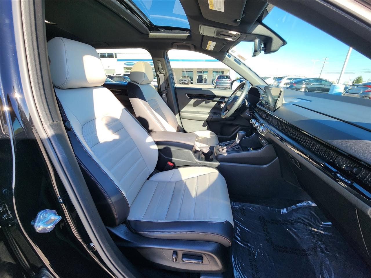 Honda CR-V Hybrid Touring 2023