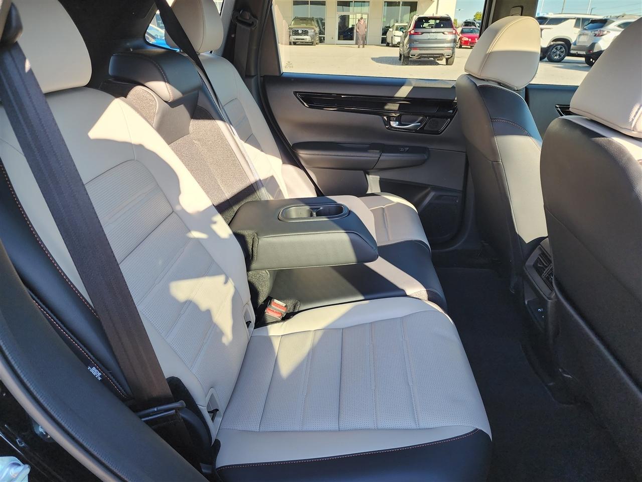 Honda CR-V Hybrid Touring 2023