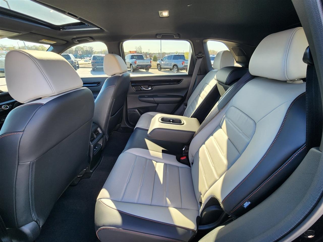 Honda CR-V Hybrid Touring 2023