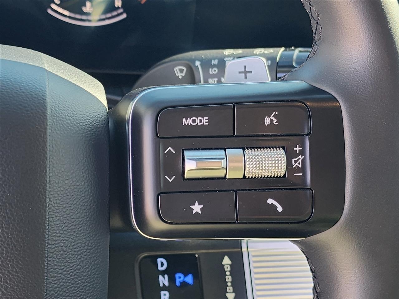 Hyundai Santa Fe SEL 2024