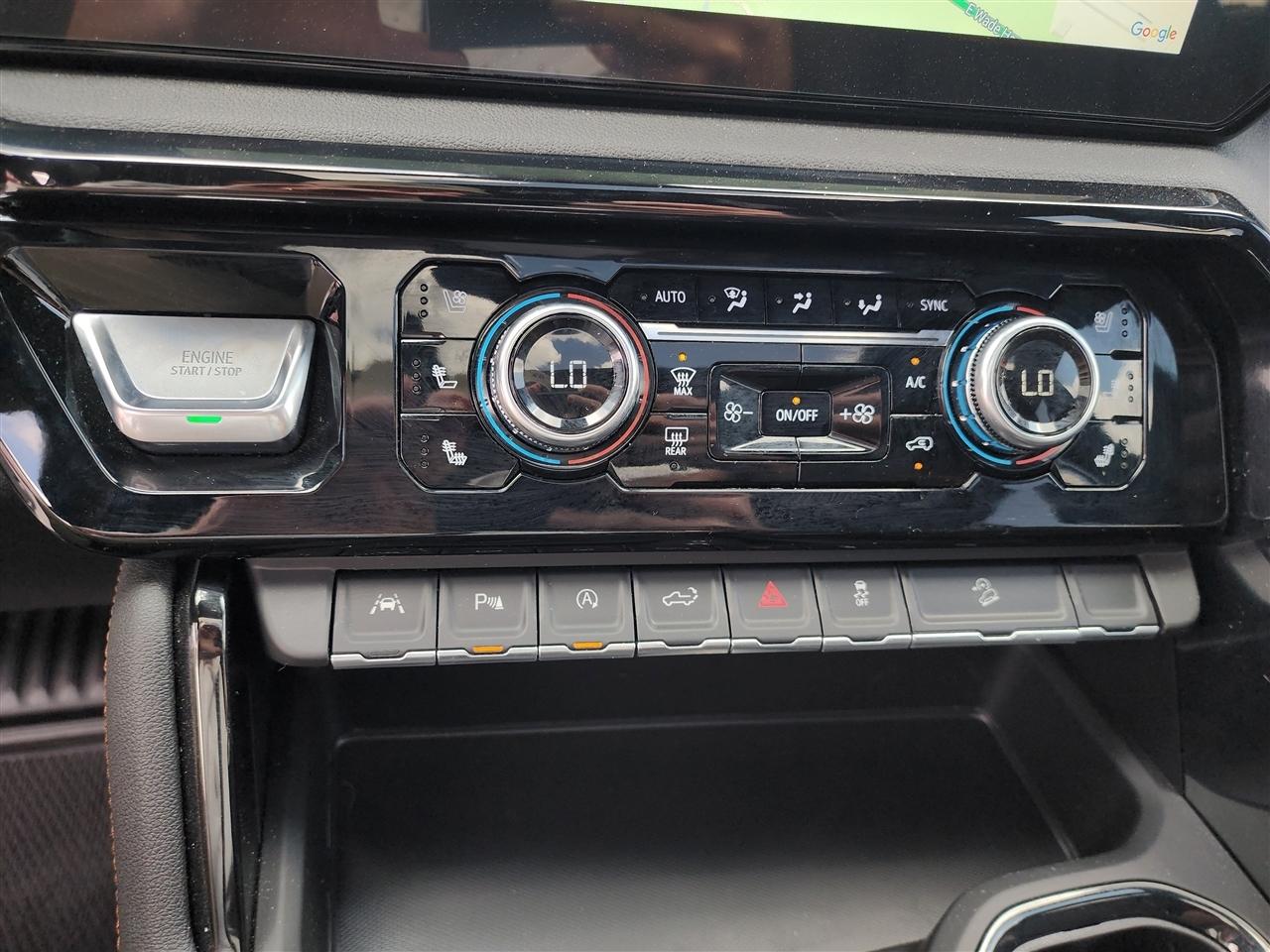 GMC Sierra 1500 AT4 Crew Cab 4WD 2025