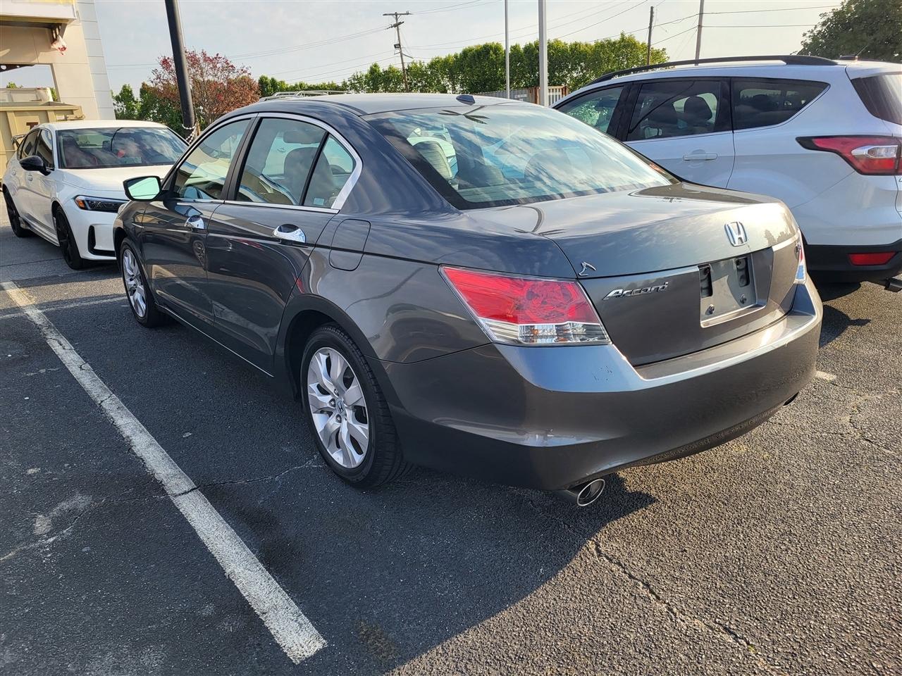 Honda Accord EX-L V-6 Sedan AT 2009
