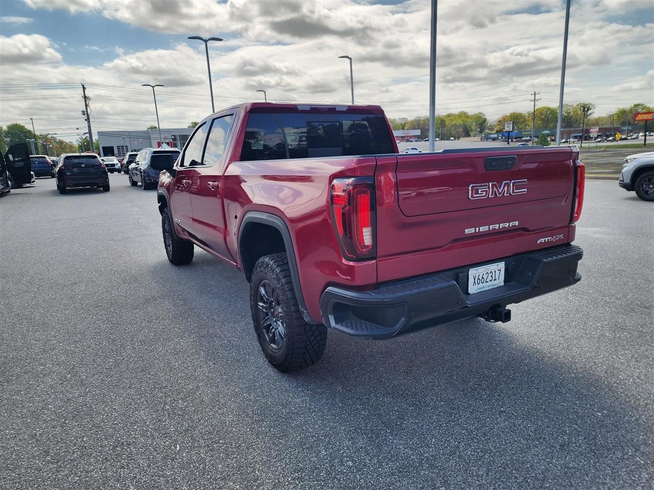 GMC Sierra 1500 AT4X Crew Cab 4WD 2025