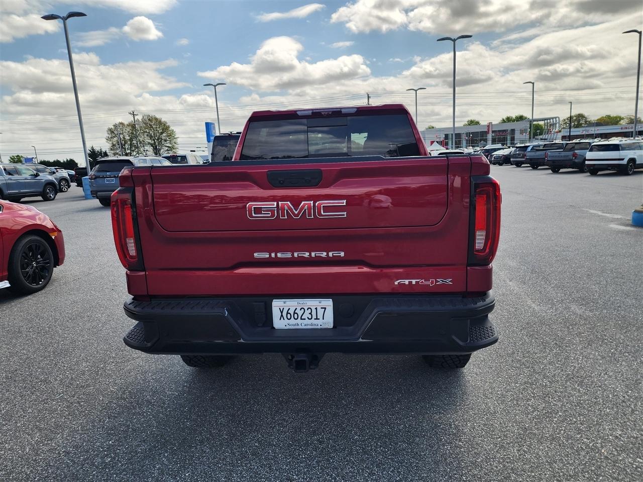GMC Sierra 1500 AT4X Crew Cab 4WD 2025